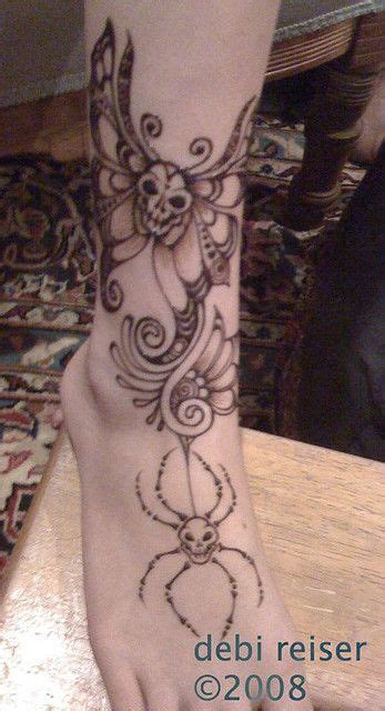 Anyone could get these done. Butterflies and spiders | Henna tattoo designs, Foot henna, Henna patterns