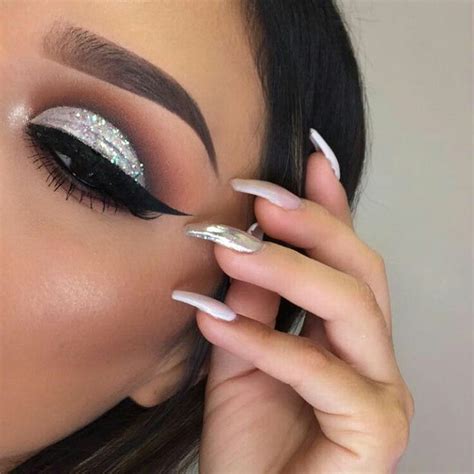 24 Prom Makeup Ideas Read For More Makeup Ideas Silver Makeup