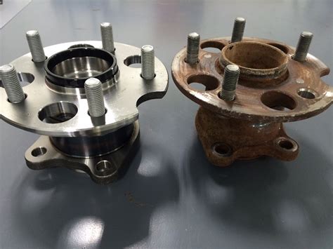 Genuine toyota wheel bearing for 2011 toyota highlander. Toyota Highlander and Lexus RX330/RX350 rear wheel bearing repair