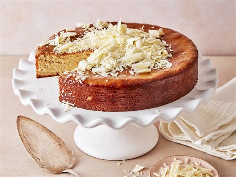 Mandelkuchen mit weißer Schokolade saftig lecker