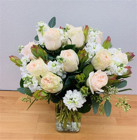 Garden Rose And Stock By Everblooming Floral And T In Yorba Linda Ca