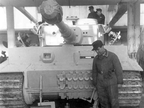 Panzerkampfwagen Vi Tiger Of Schwere Panzer Abteilung 505 World War