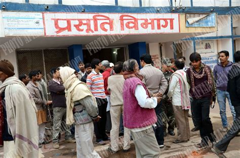 Alibaba.com offers 898 labour room gynecology bed products. View Patna: Newborn stolen from PMCH labour room