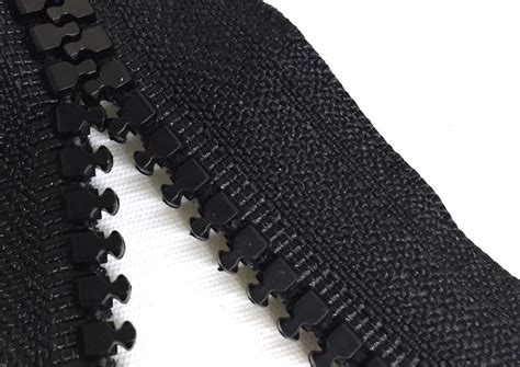 Molded Zipper Chain #8 - Black - Royal Upholstery