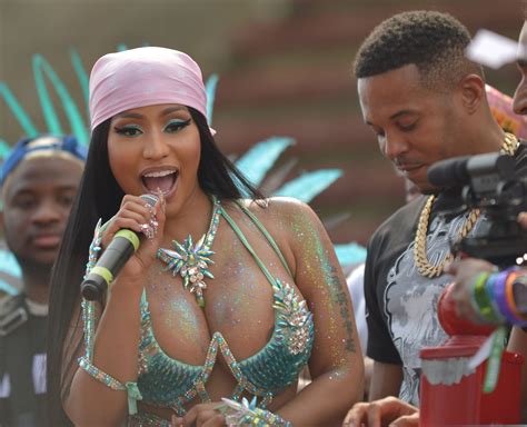 Nicki Minaj Carnival Nip Slip 4