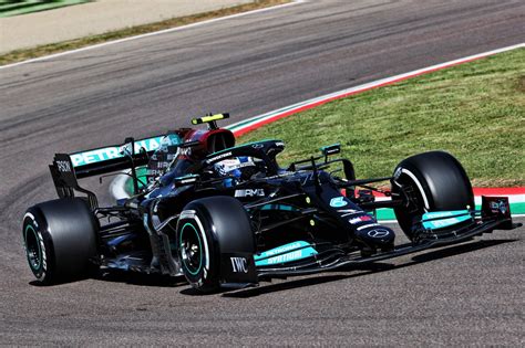It featured the 1976 world championship of drivers and the 1976 international cup for formula 1 manufacturers. Bottas lidera primeiro treino da F1 em Ímola
