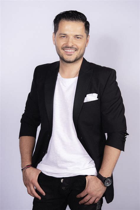 Citește cele mai noi știri liviu vârciu este un actor și cântăreț român, născut pe 17 martie 1981. În curând, la Antena 1, Liviu Vârciu va prezenta show-ul ...