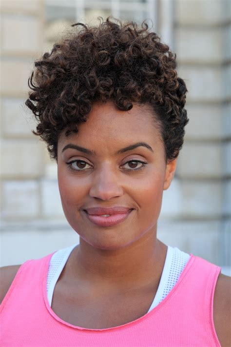 Short Curly Hairstyles For Black Women 20 Easy And Stylish Looks