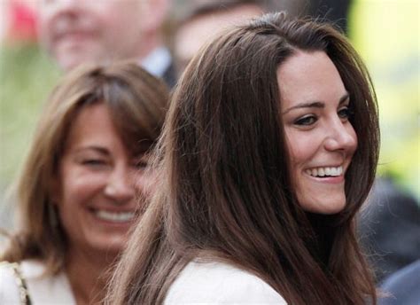 Kate Middletons Mom Carole Pays Tribute To Queens Platinum Jubilee In