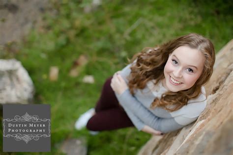 12 Posing Tips For Your Senior Portraits Photography Session