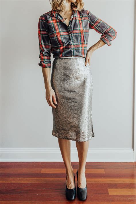 How To Wear A Sequin Skirt Sequin Skirt Outfit Sequin Midi Skirt