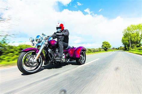 For more information on price, colors, specs and reviews click on www.hdflorida. First ride: Harley-Davidson Freewheeler