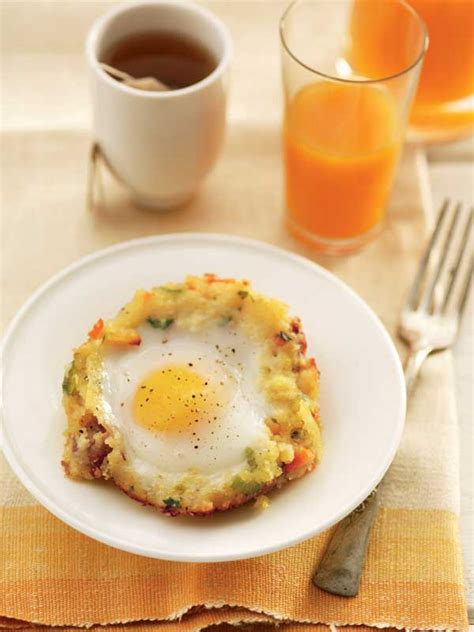 Now, this is perfectly delicious made with leftover plain cornbread (though leftover cornbread isn't something that we see much of at our house), but i find that a sweetened cornbread. Leftover Stuffing Egg Nests with Cornbread and Sausage ...