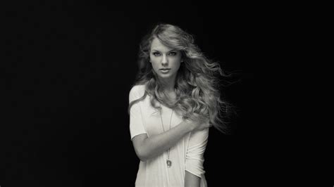 taylor swift black and white 4k wallpaper hd music wallpapers 4k wallpapers images backgrounds