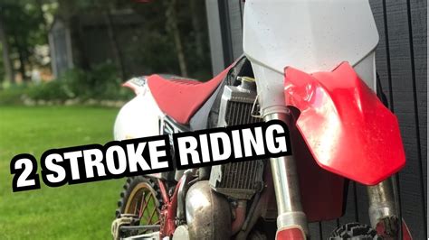 How To Ride A 2 Stroke Dirtbike Cr125 Youtube