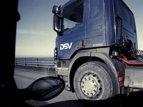 Dsv Branding The Worlds Largest Freight Forwarders Mmminimal