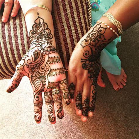 ⤵today i'm showing you guys how i do my henna at home all by myself. How Long do Henna Tattoos Last - 75+ Inspirational Designs ...