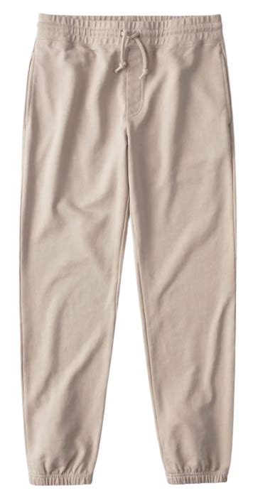 16 Of The Best Lounge Pants For Men To Really Kick Back In 2023