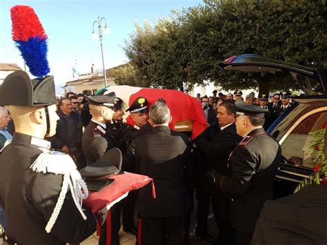 Caserta Folla Al Funerale Di Emanuele Reali Il Carabiniere Morto