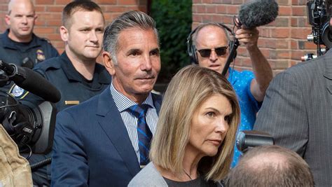lori loughlin husband officially plead guilty in college admissions scandal hollywood reporter