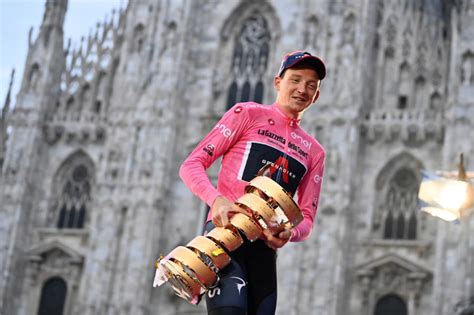 Kijk hier de giro d'italia live? LIVE Giro d'Italia 2021, presentazione in DIRETTA: Nibali ...