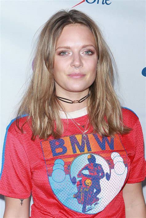 Tove Lo Q102s Iheartradio Jingle Ball In Philadelphia 127 2016