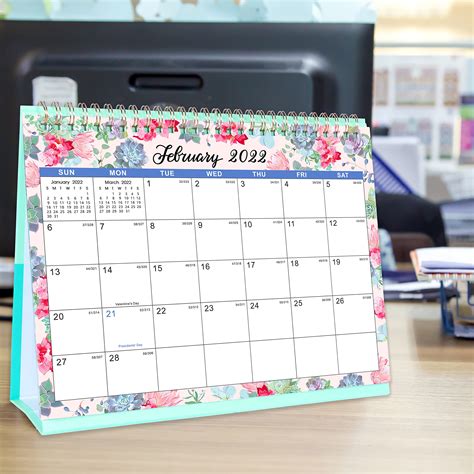 2022 Desk Calendar 2022 Standing Flip Desktop Calendar Generous Memo