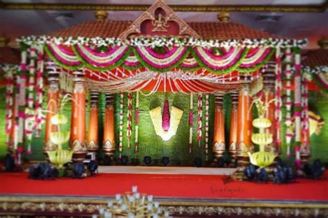 Traditional Wedding Hindu Wedding Decorations Wedding Mandap Indian Wedding Theme