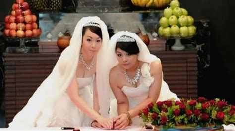 Taiwan Holds First Same Sex Marriages In Asia