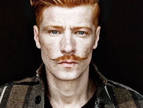 La Moustache Homme En Elle Vous Ira Au Poil