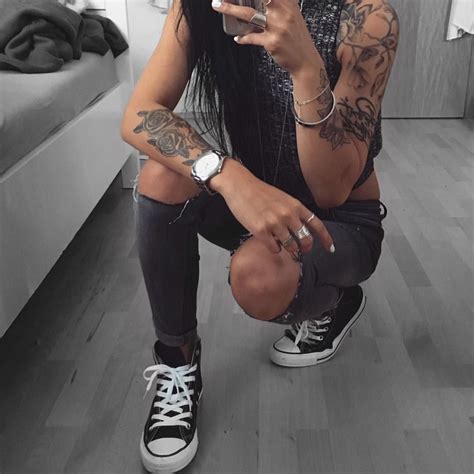 Her Style Ripped Jean Flower Art Art Tattoo Tatting Body Art