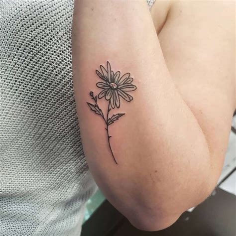 Details More Than 89 Minimalist Daisy Tattoo Small In Eteachers
