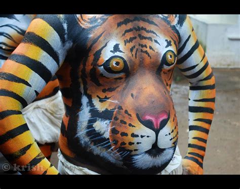 Body Painting As Tiger Face Shots From This Year S Pulikk Flickr