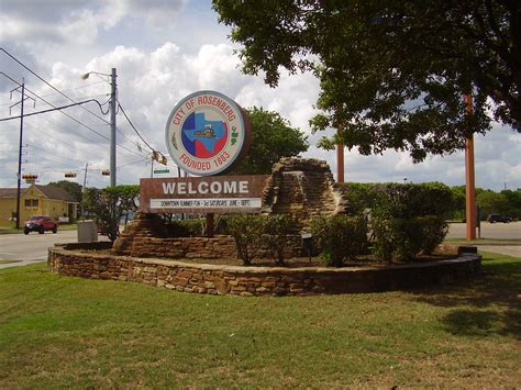 Rosenberg Funeral Homes, funeral services & flowers in Texas