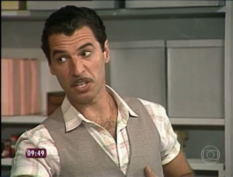 Maybe you would like to learn more about one of these? CHAMUSCA - Ator brasileiro Paulo Betti promove espetáculo ...
