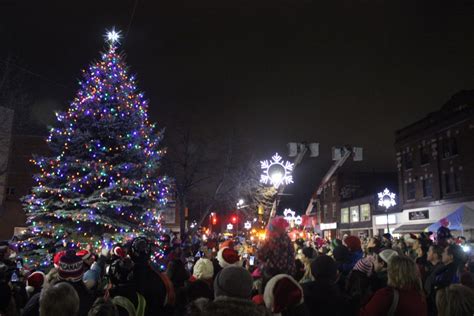Popular Christmas Walk Cancelled But Downtown Virtual Tree Lighting
