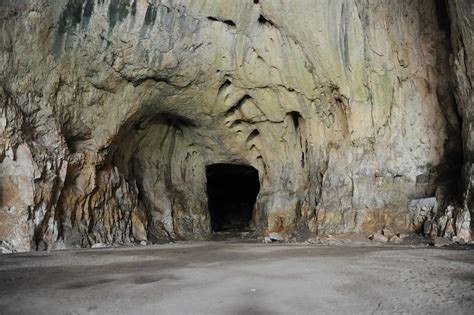 10 Unexpected Things Found In Caves Around The World