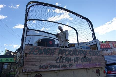 Zombie Apocalypse Store Las Vegas Aktuelle 2021 Lohnt Es Sich
