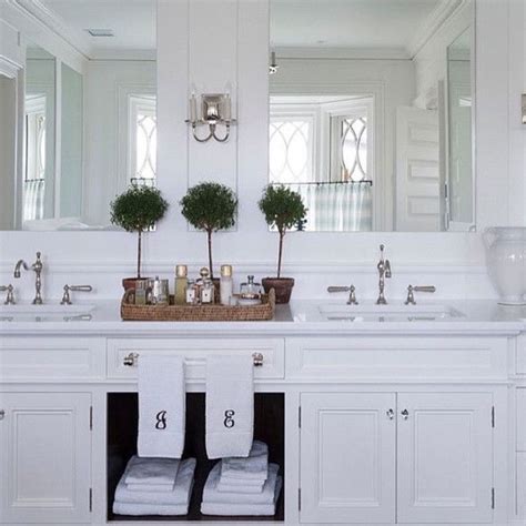 50 Hamptons Bathroom Ideas Vanities Mirrors And Tile Designs