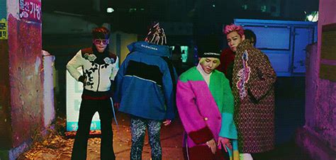Seungri created a hilarious parody music video and song to bigbang's 'fxxk it' and it's nothing you've ever seen from a bigbang seungri visited his father's hometown in youngkwang, where the area is famous for their dried croaker (called gulbi in korean). BINGU TOP: BIGBANG - FXXK IT بالتعاون مع BIGBANG MANIA