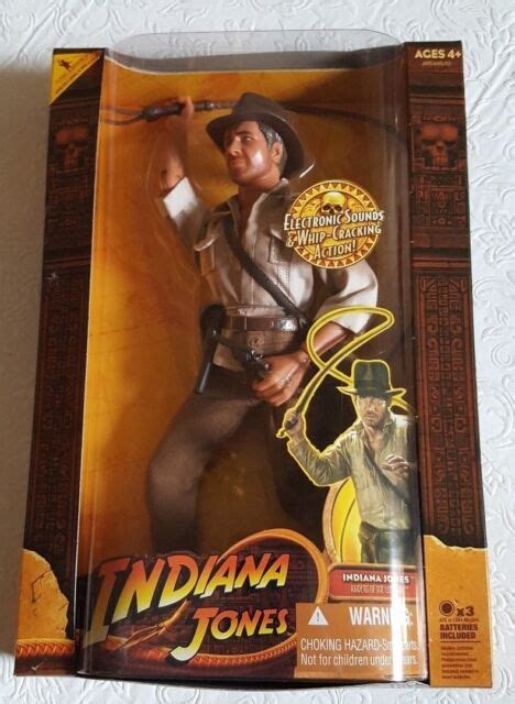 12 Indiana Jones With Whip Cracking Sounds Action Figure 2008 Hasbro
