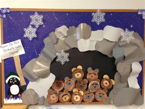 Bear Bulletin Board Idea More Bear Bulletin Board Ideas Winter Bulletin Boards Library