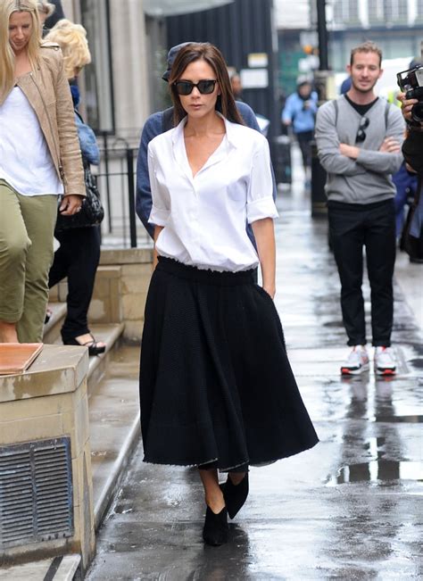 Victoria Beckham Modest Celebrity Fashion Popsugar Fashion Photo 16