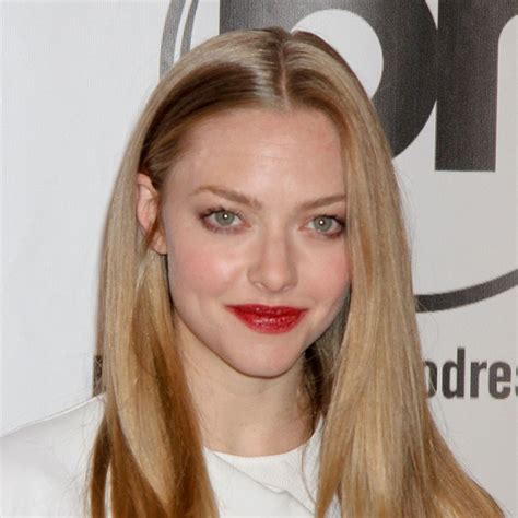 Amanda Seyfried Straight Hair Amanda Seyfried Long Straight Half Up