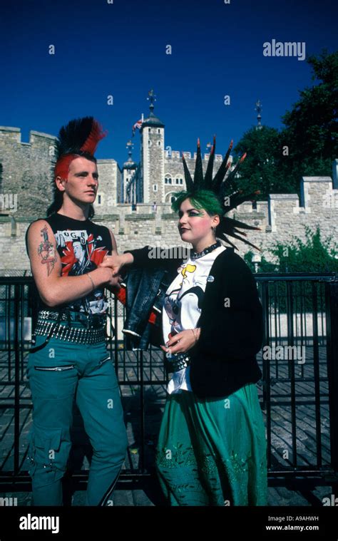 Punk Rockers Fashion Tower Of London London England Uk Stock Photo