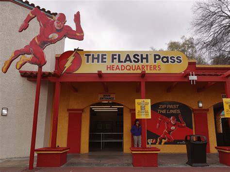 Six Flags Magic Mountain Flash Pass Explained