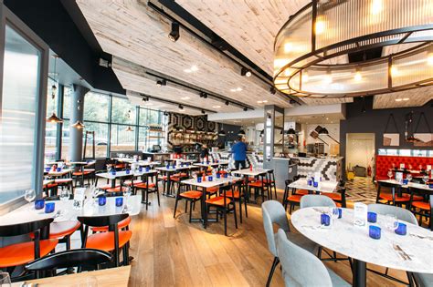 Serving authentic italian dishes since 1965. Pizza Express, Coulsdon | restaurants, bars, design ...