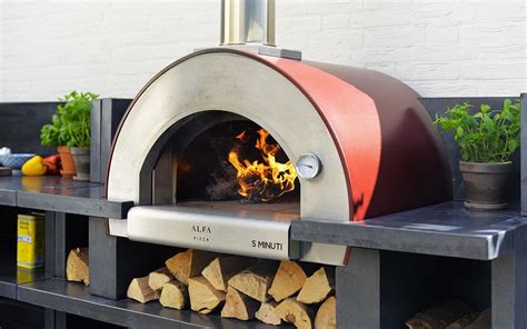 An Ultimate Guide To Wood Fired Pizza Ovens