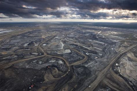 Tar Sands Oil Slumps And Albertans Starting To Question Big Oil