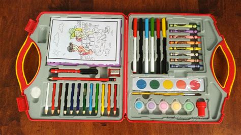 Crayola Amazing Art Case The Perfect Grab And Go Art Kit Best Kids